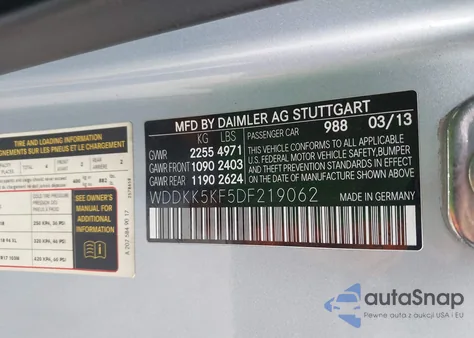 2013 Mercedes-Benz E 350 z USA, uszkodzony, nr VIN WDDKK5KF5DF219062